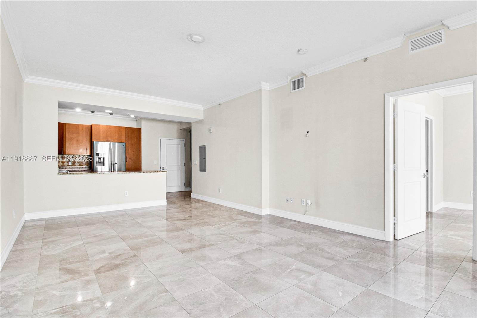 image Ocean Marine Yacht Club6