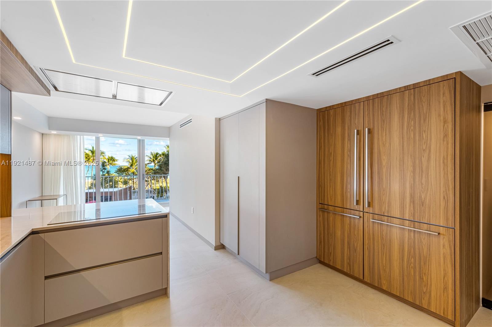 10155 Collins Ave #202 Bal Harbour, FL 33154