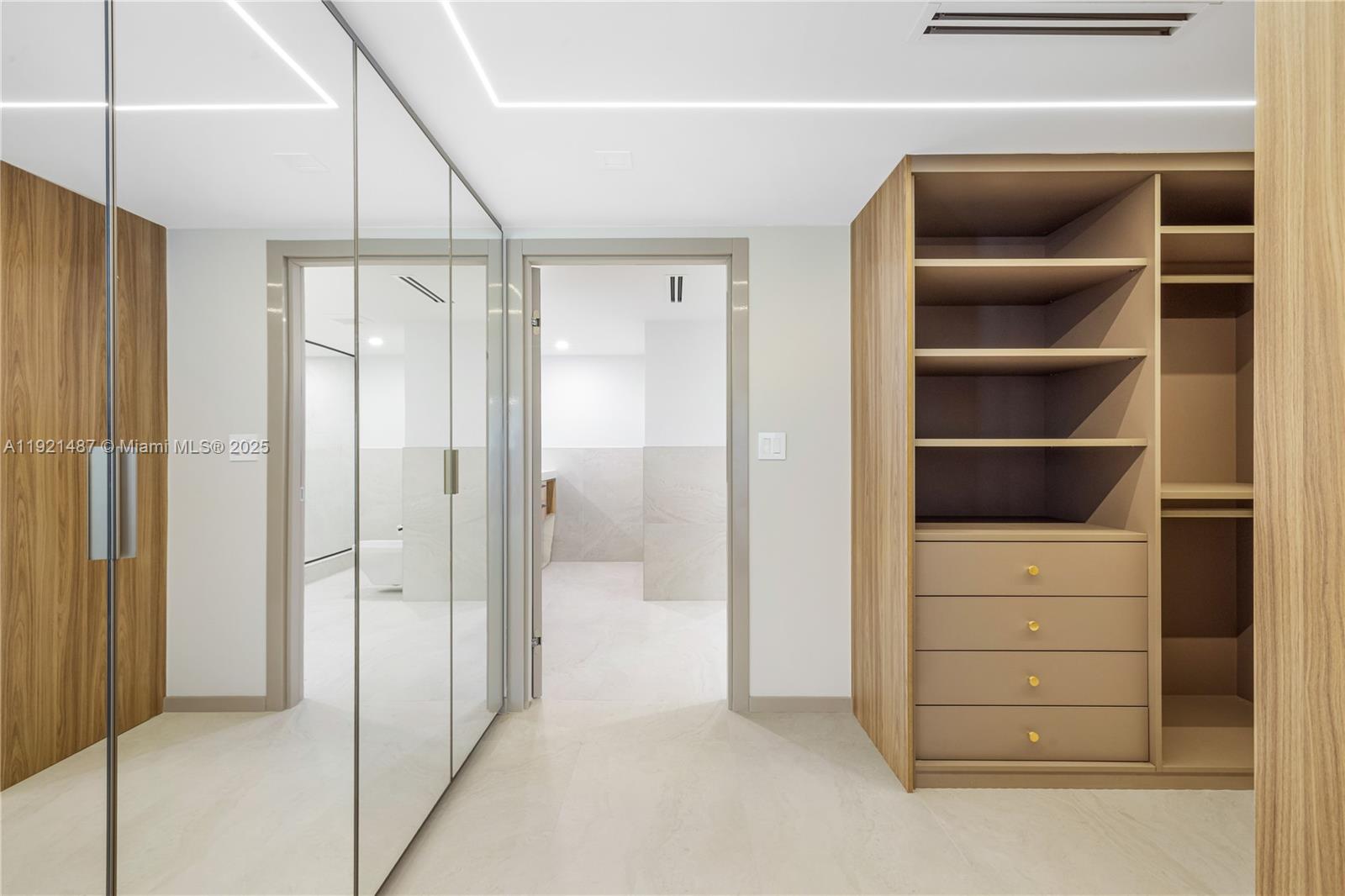 10155 Collins Ave #202 Bal Harbour, FL 33154