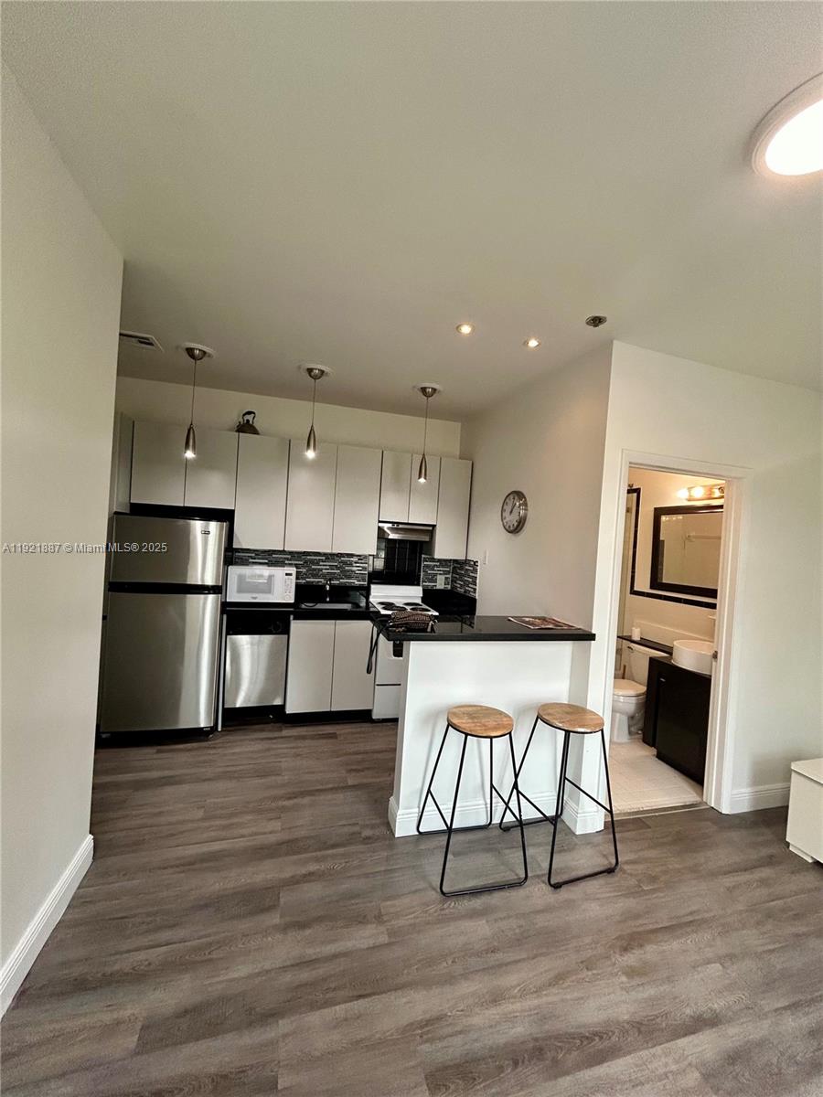 1244 Pennsylvania Ave #305