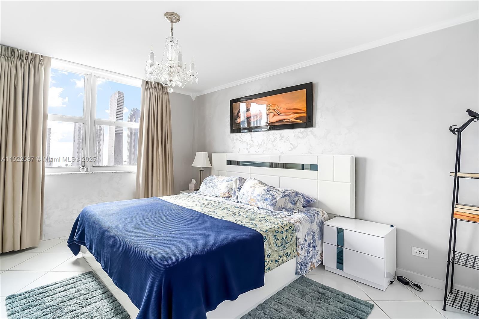 image Winston Towers 100 Condo20