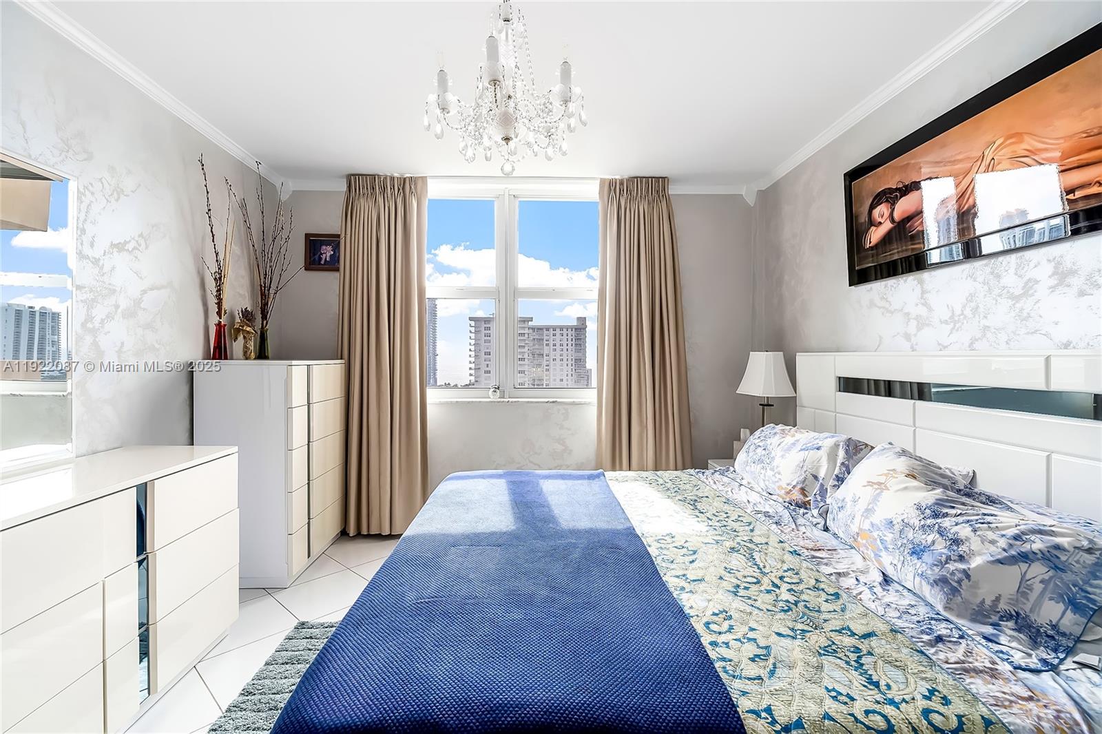 image Winston Towers 100 Condo21