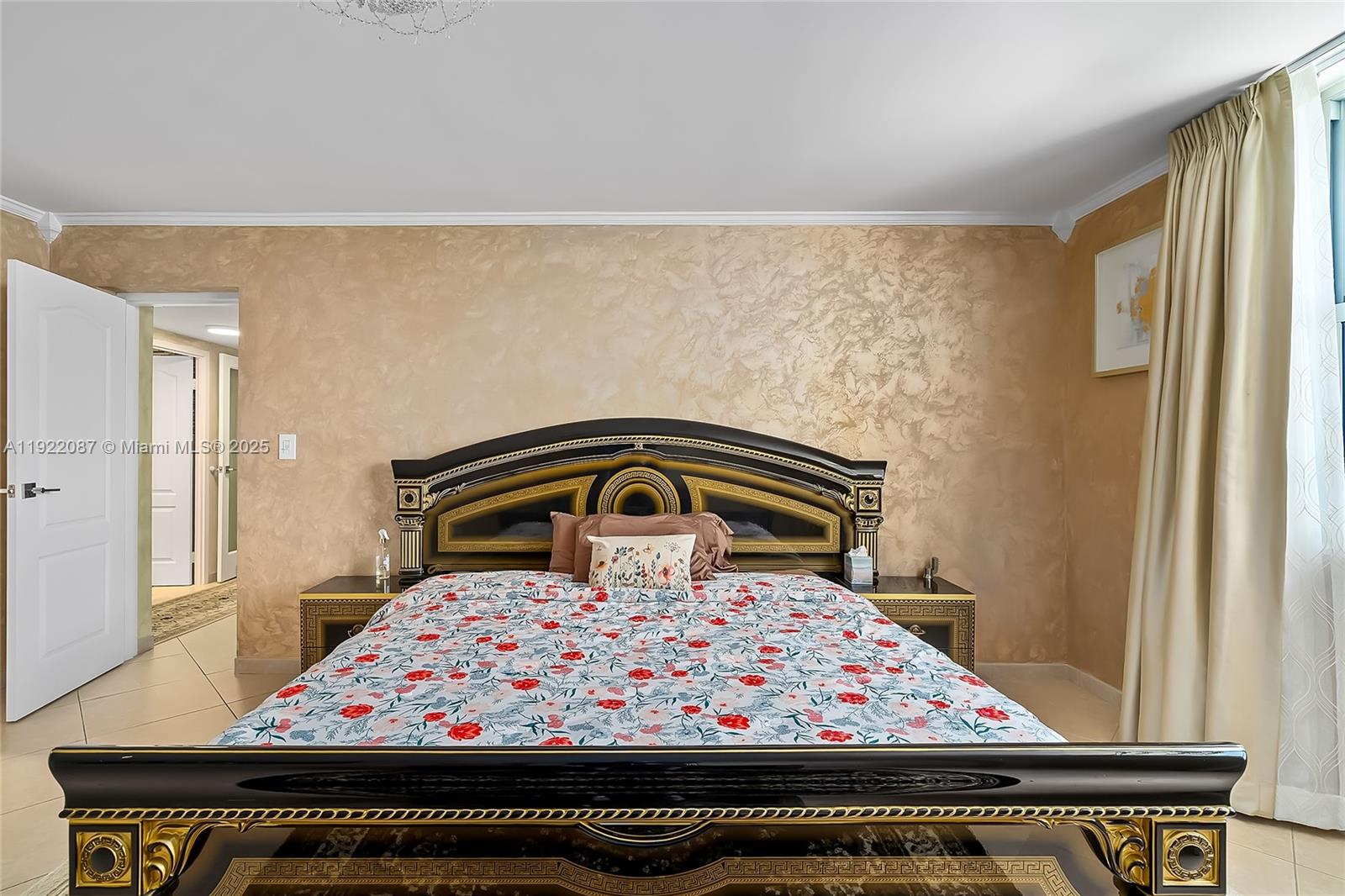 image Winston Towers 100 Condo28