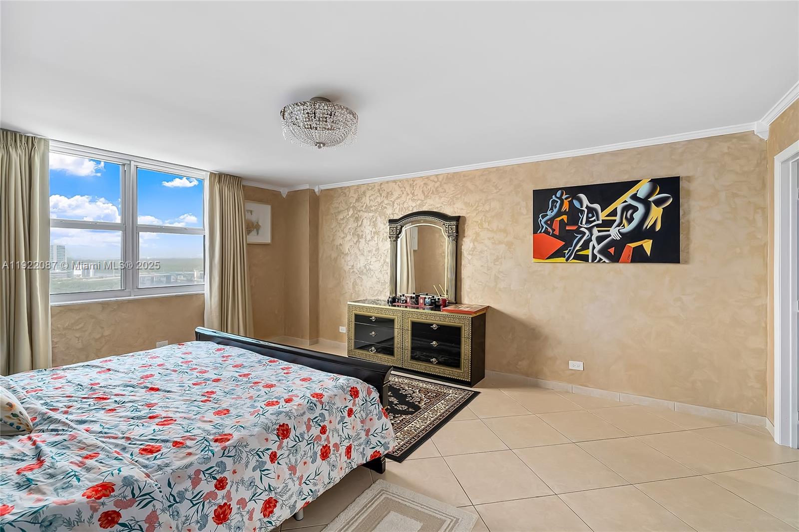 image Winston Towers 100 Condo29