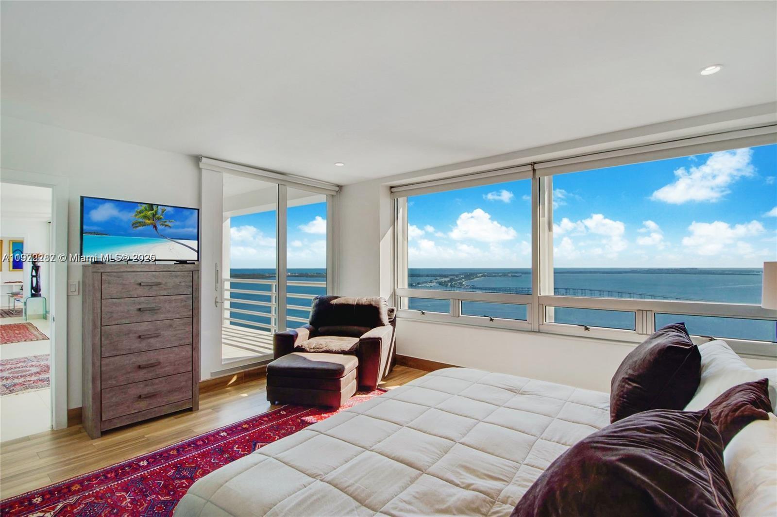 1541 Brickell Ave #A-3902 Miami, FL 33129