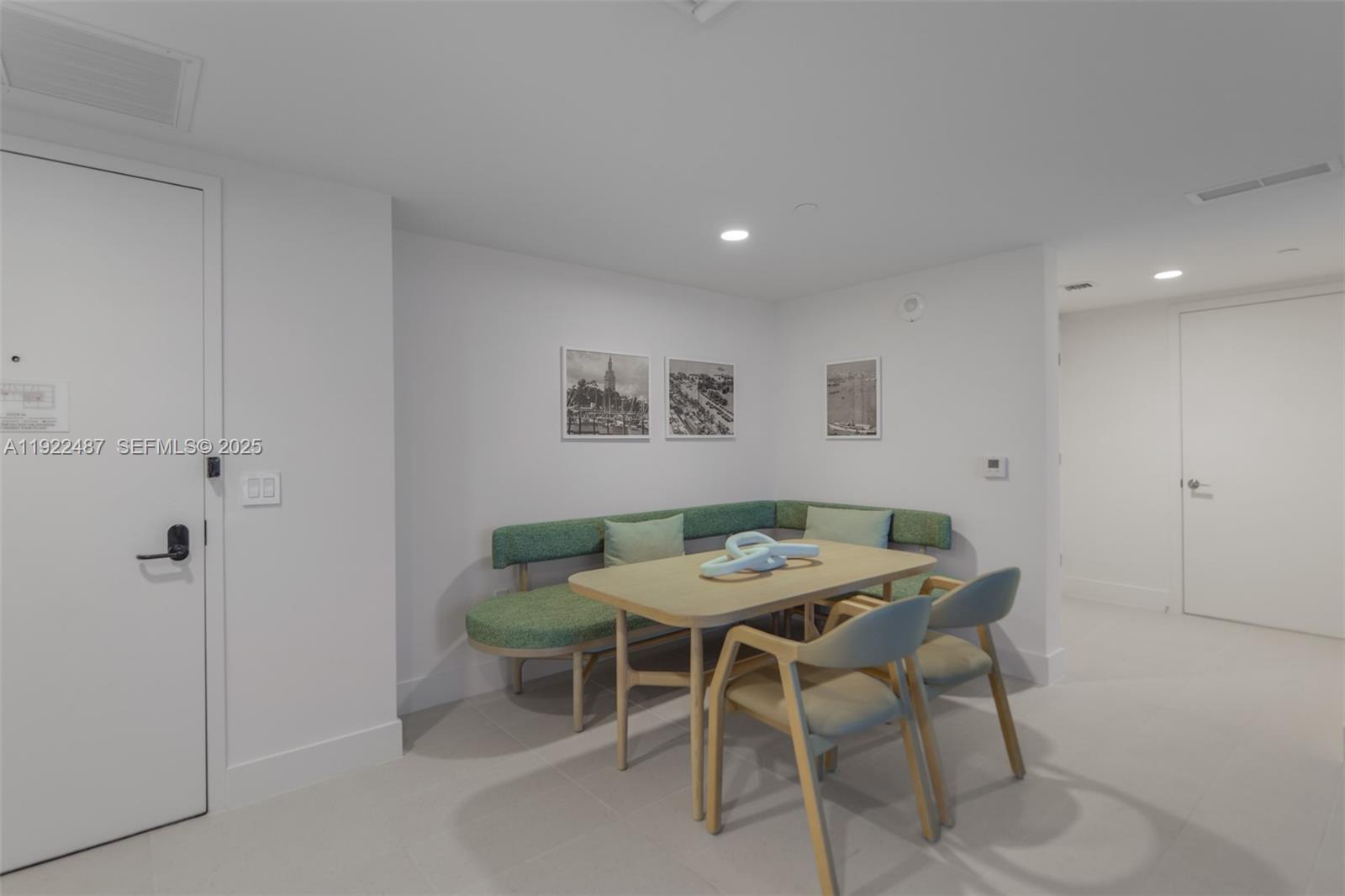 159 NE 6th St #4601 Miami, FL 33132