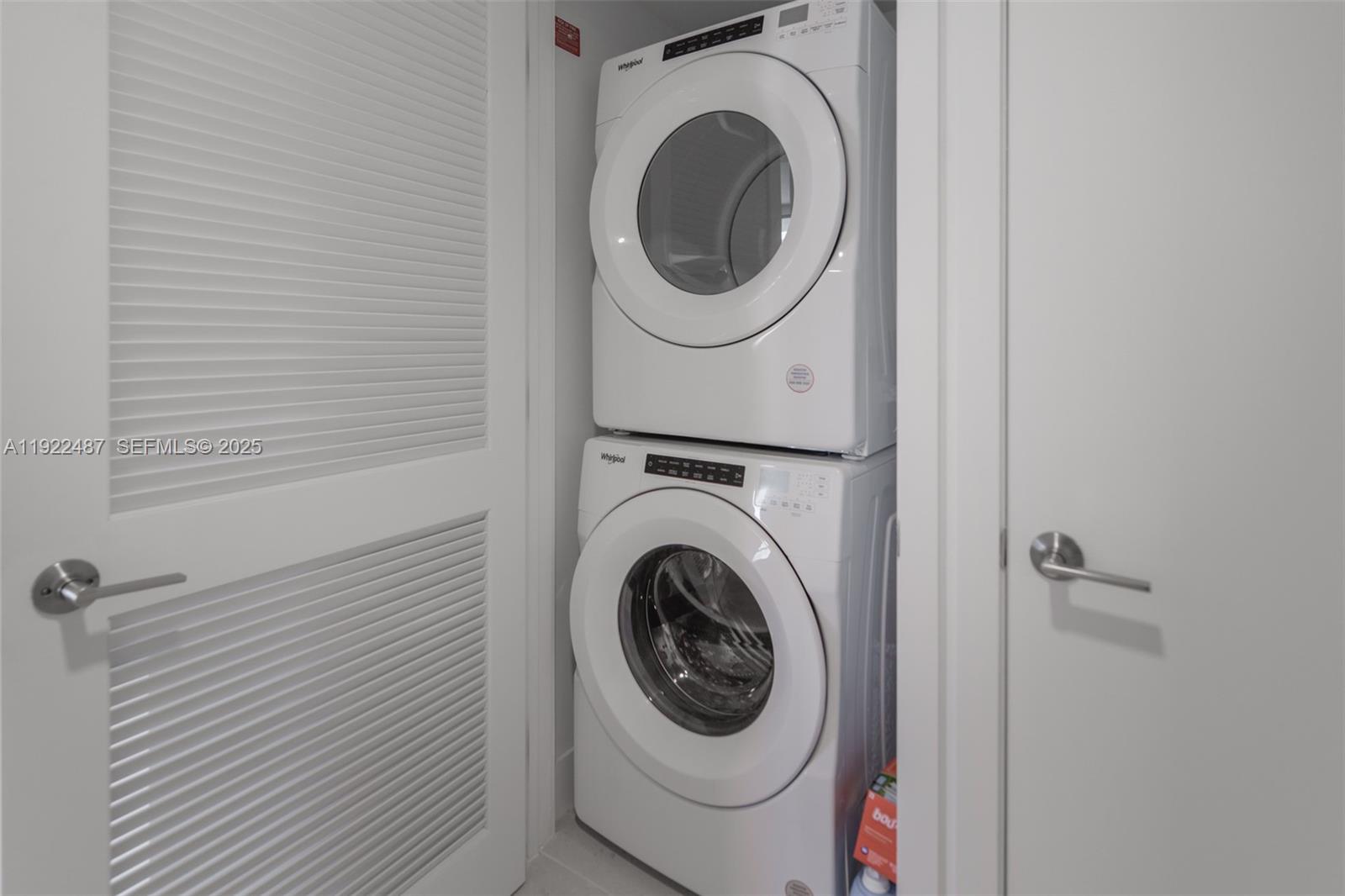 159 NE 6th St #4601 Miami, FL 33132