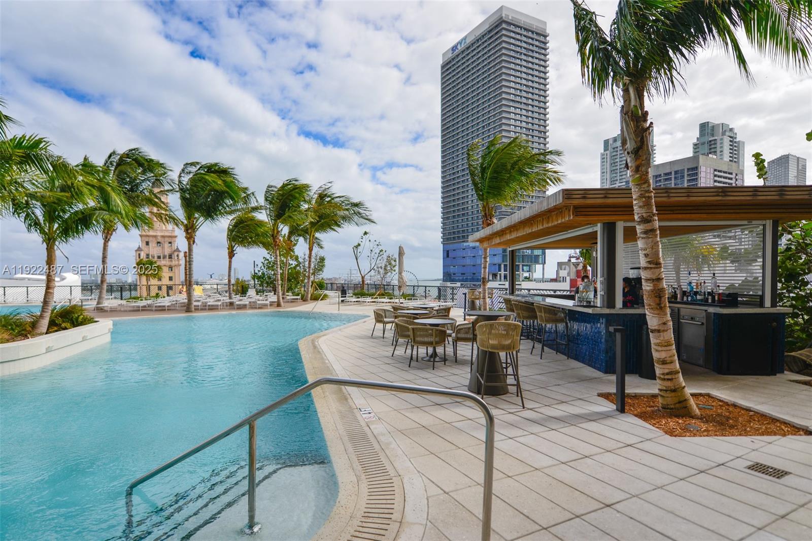 159 NE 6th St #4601 Miami, FL 33132