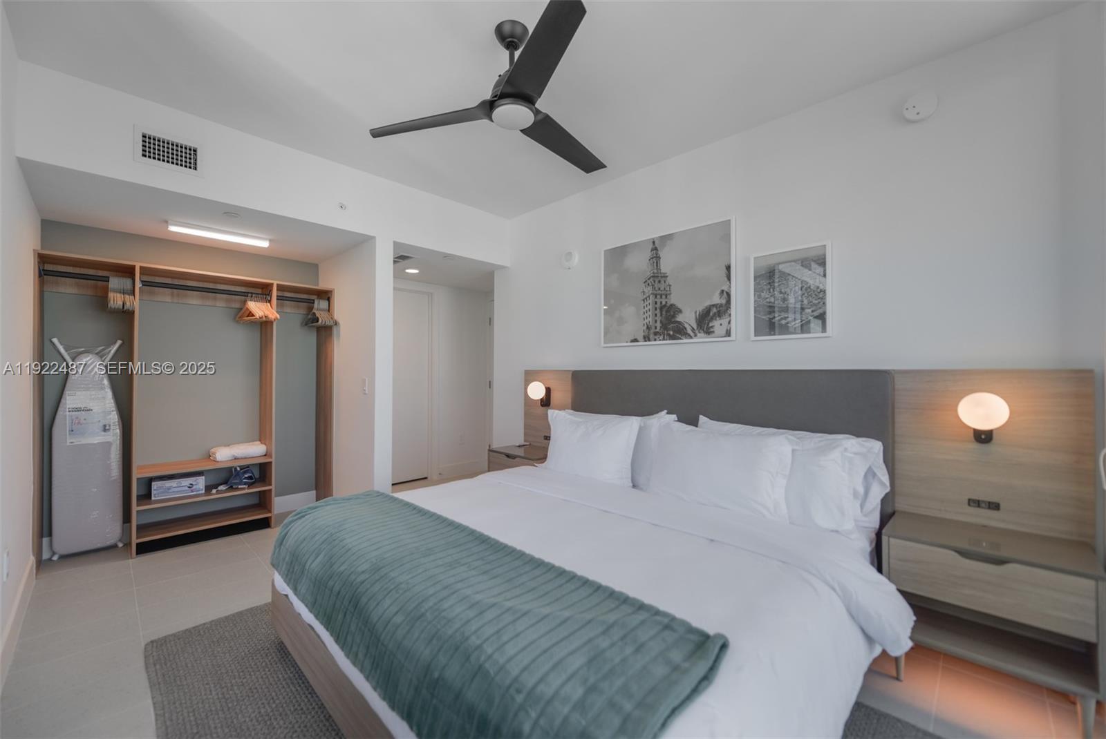 159 NE 6th St #4601 Miami, FL 33132