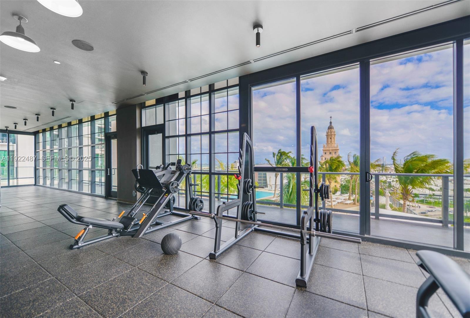 159 NE 6th St #4601 Miami, FL 33132