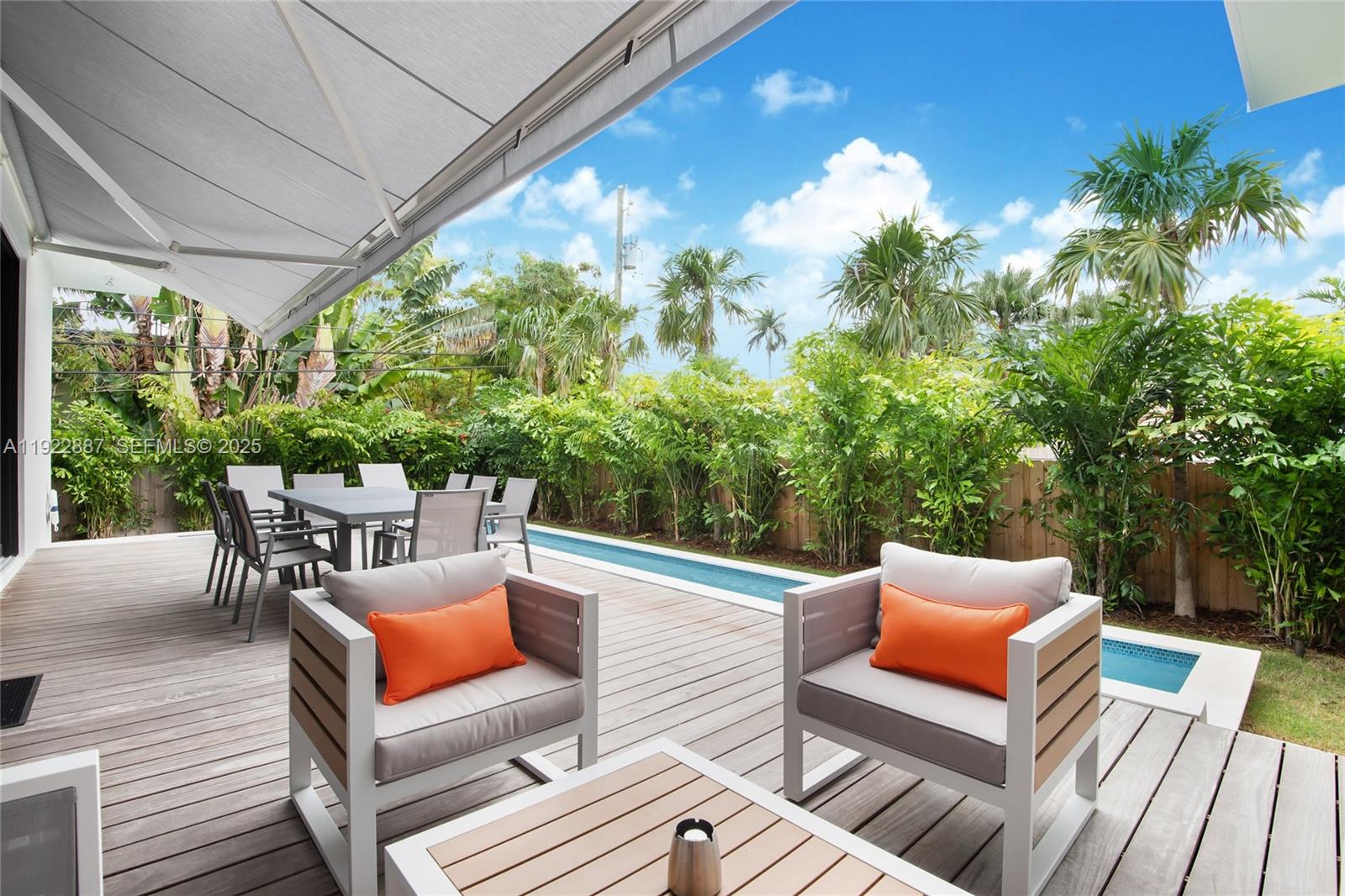 7501 Coquina Dr North Bay Village, FL 33141