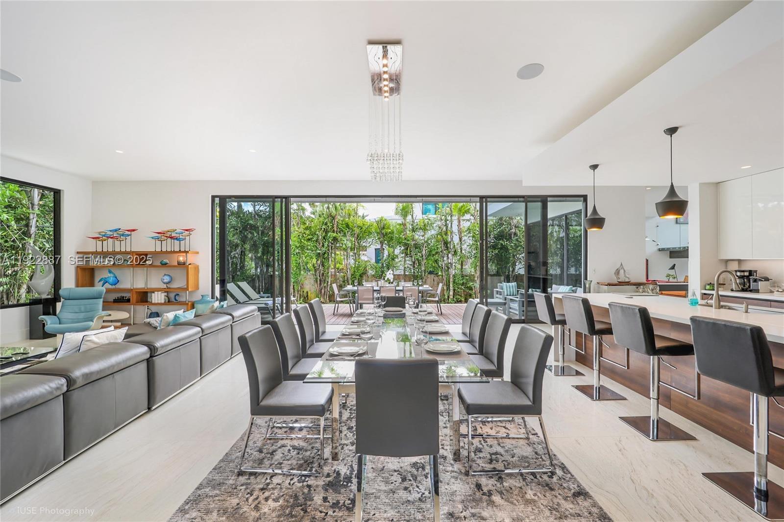 7501 Coquina Dr North Bay Village, FL 33141