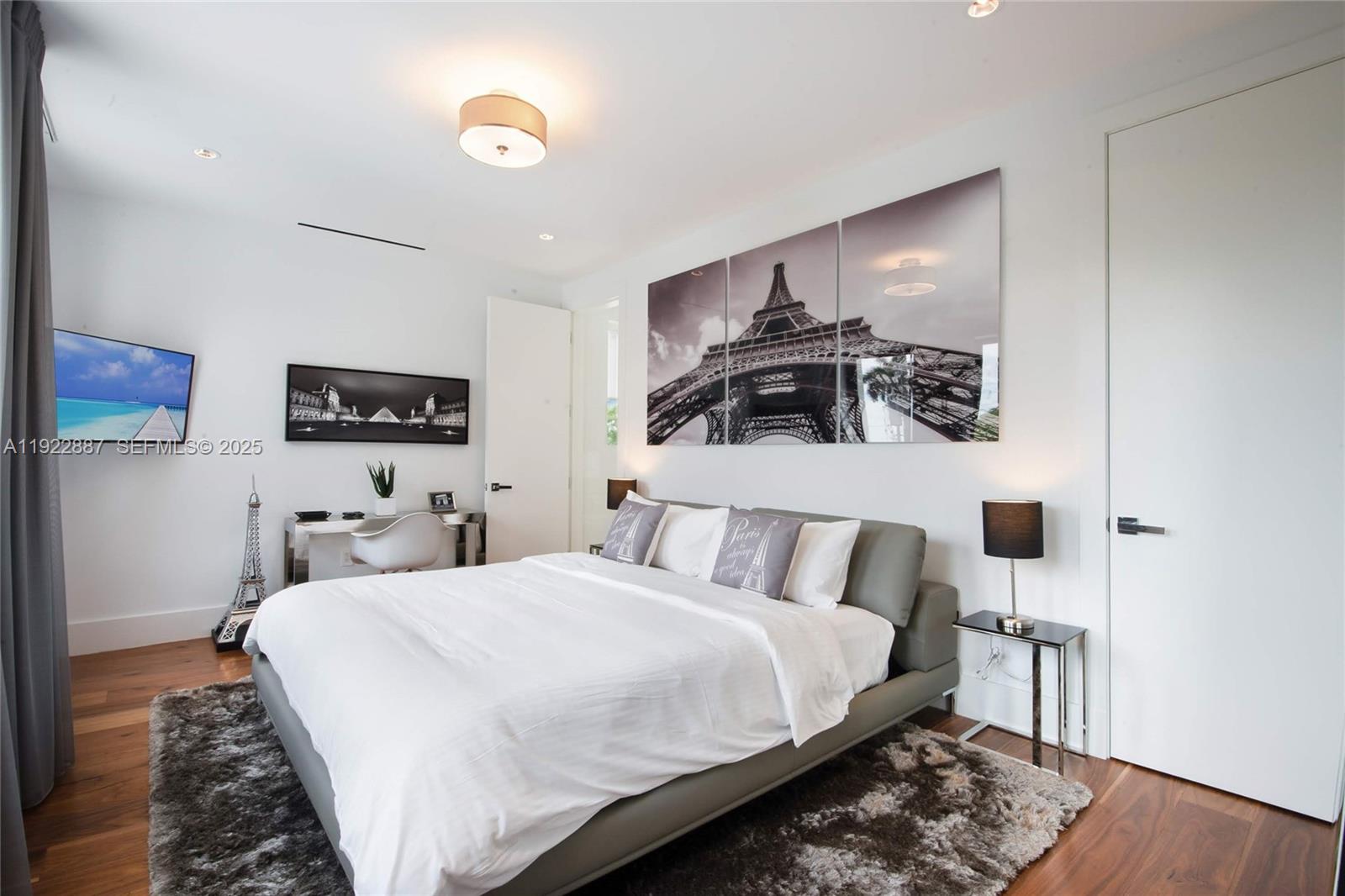 7501 Coquina Dr North Bay Village, FL 33141