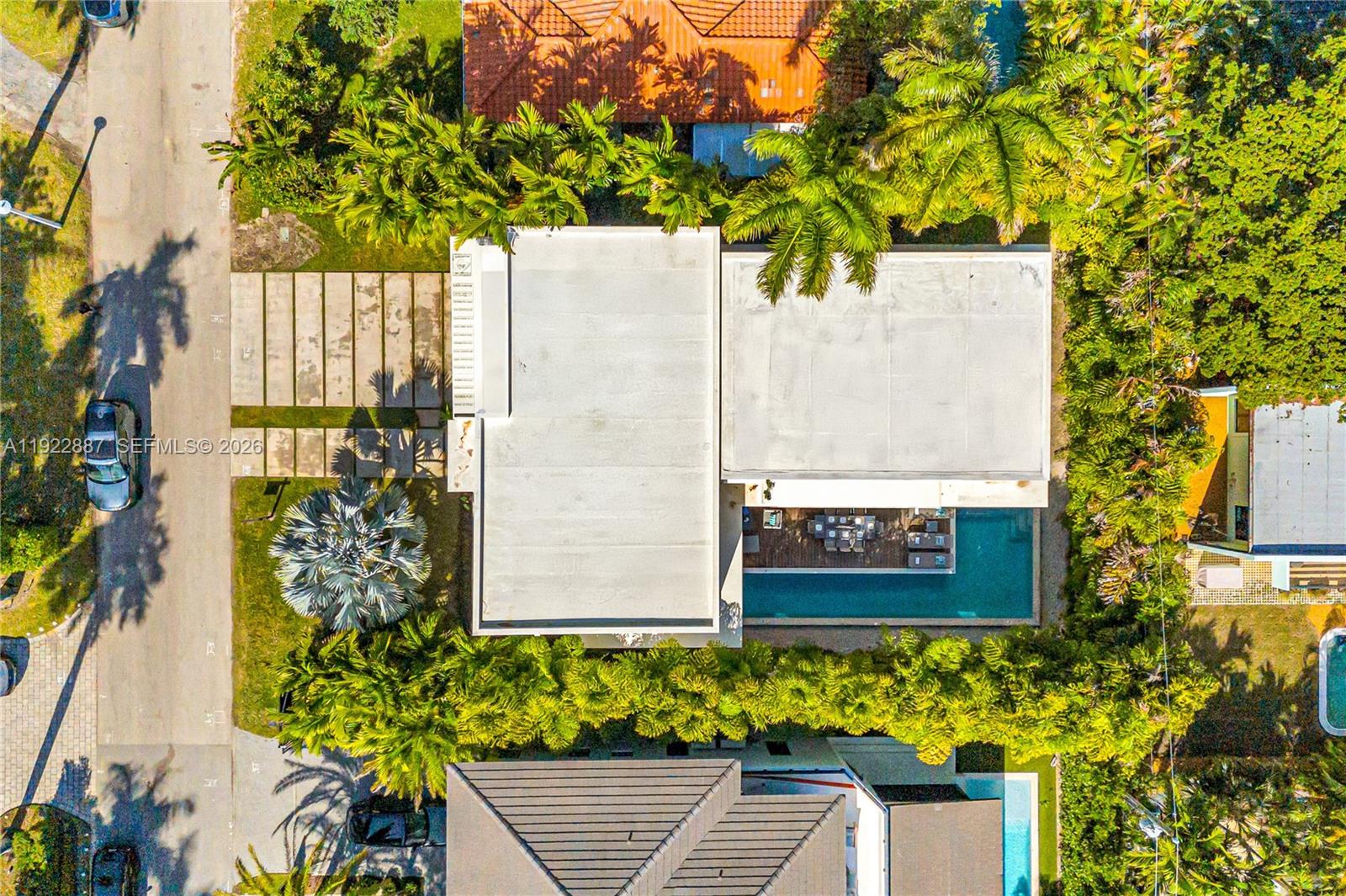 7501 Coquina Dr North Bay Village, FL 33141