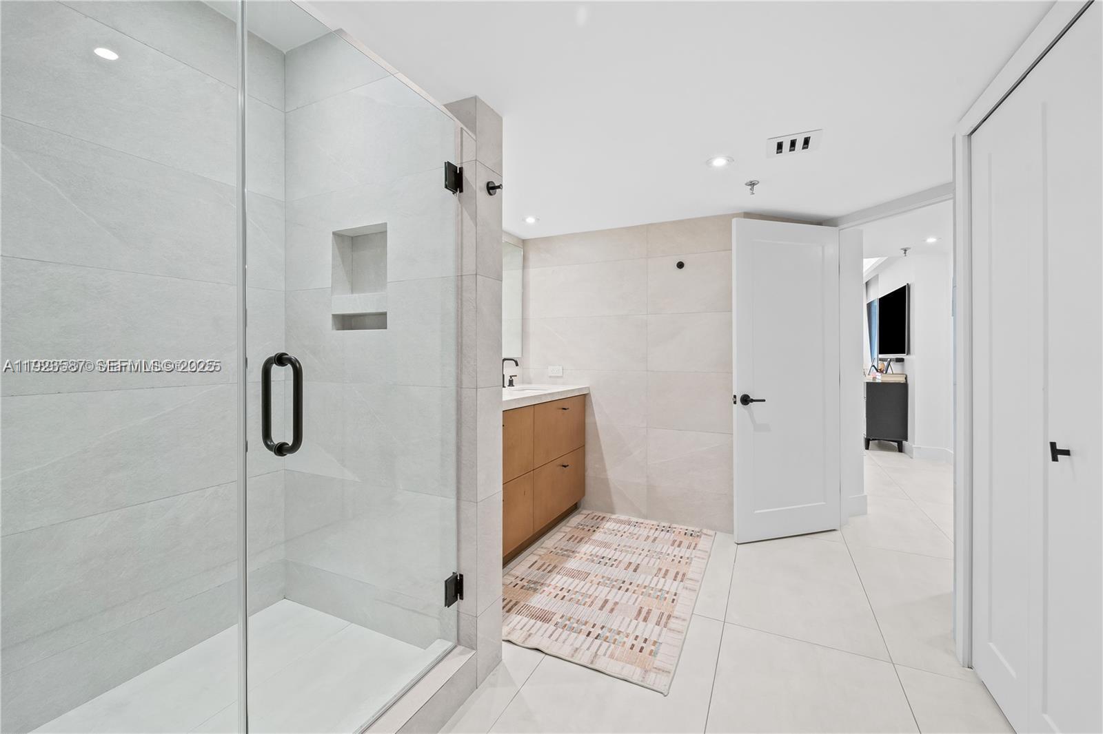 image Brickell Key One14