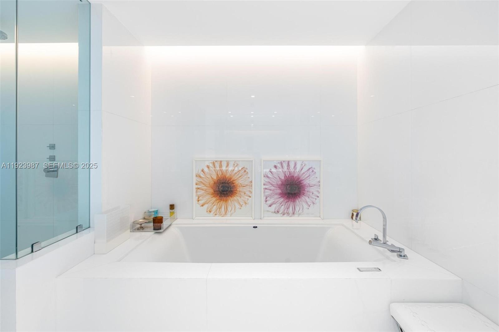 17121 Collins Ave #3201 Sunny Isles Beach, FL 33160