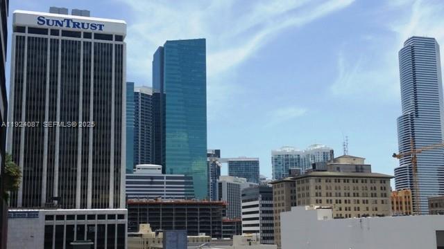 image Vizcayne South24