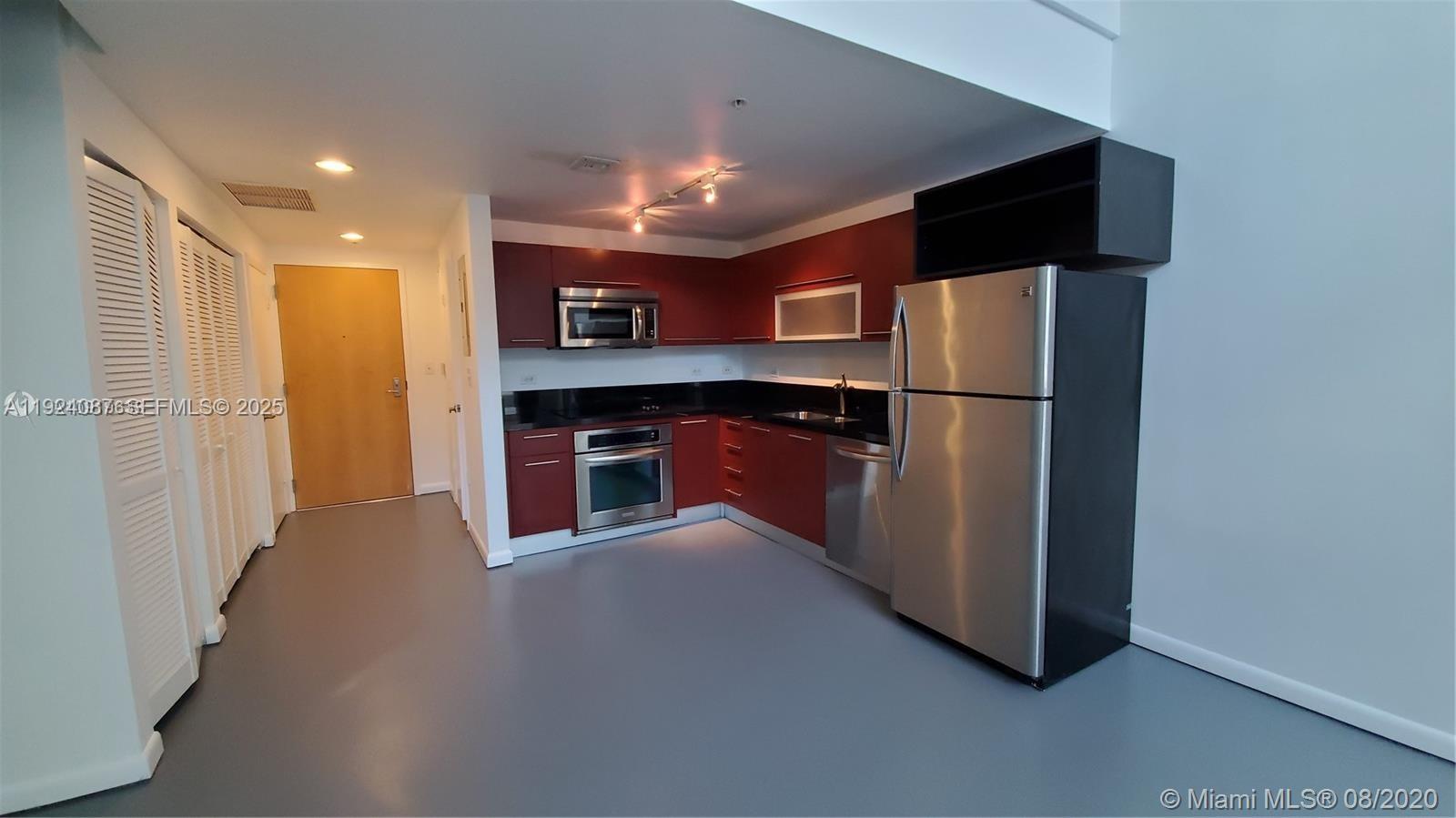 image Vizcayne South3