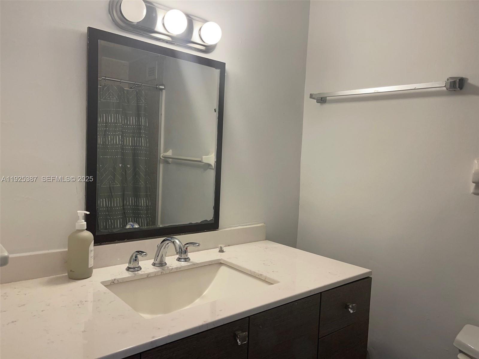 image Mirador 1000 (South Tower)10