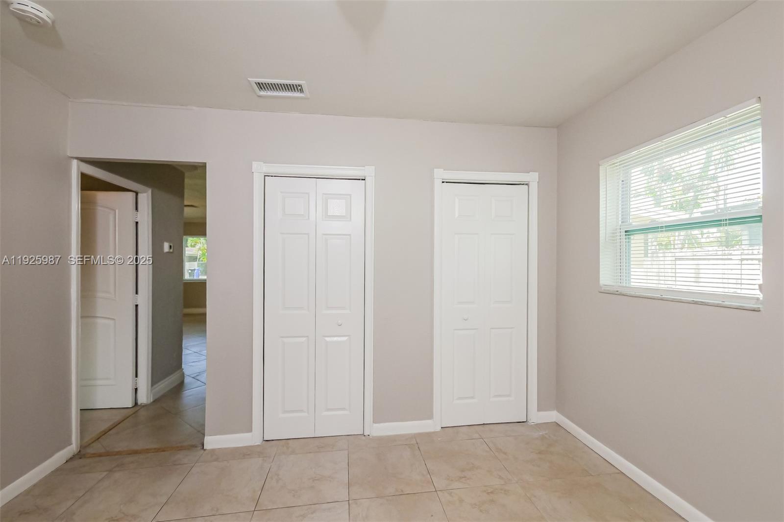 1128 NW 7th Ter Fort Lauderdale, FL 33311