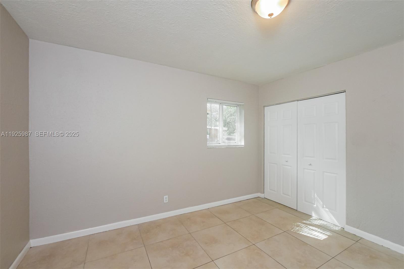 1128 NW 7th Ter Fort Lauderdale, FL 33311