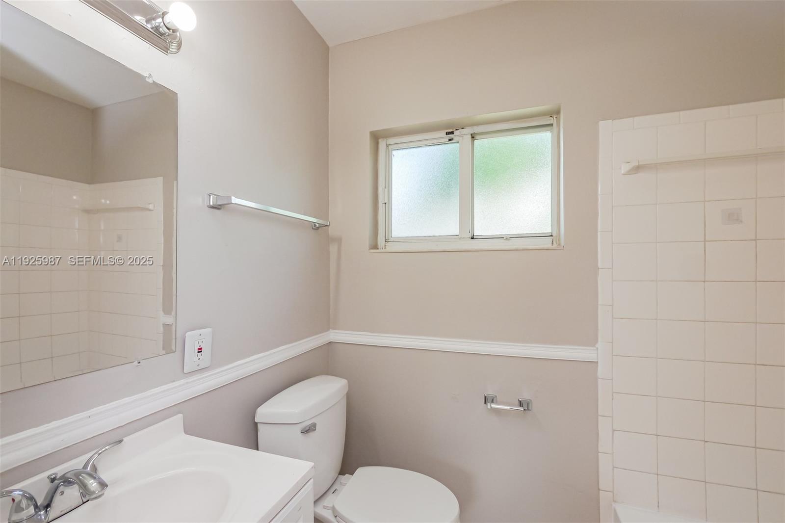 1128 NW 7th Ter Fort Lauderdale, FL 33311