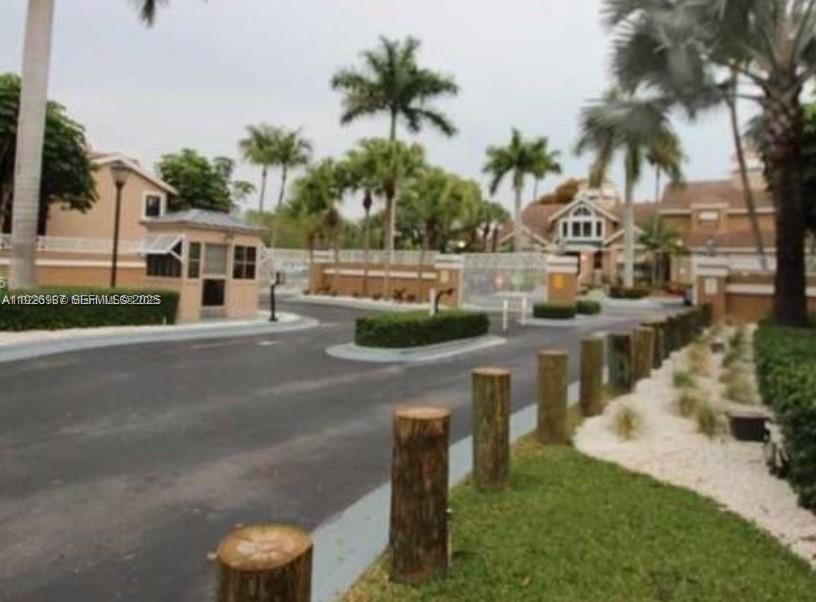 15689 SW 106th Ln #702 Miami, FL 33196