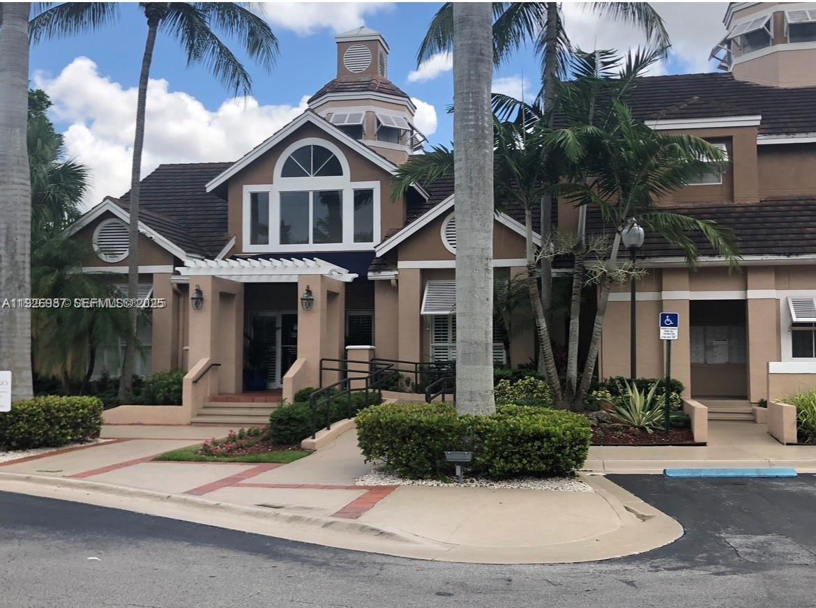 15689 SW 106th Ln #702 Miami, FL 33196