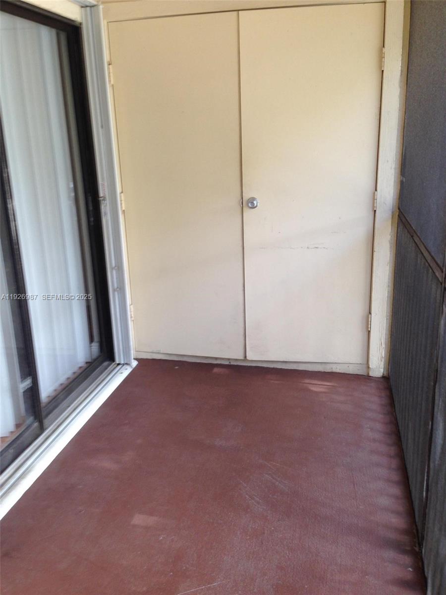 15689 SW 106th Ln #702 Miami, FL 33196