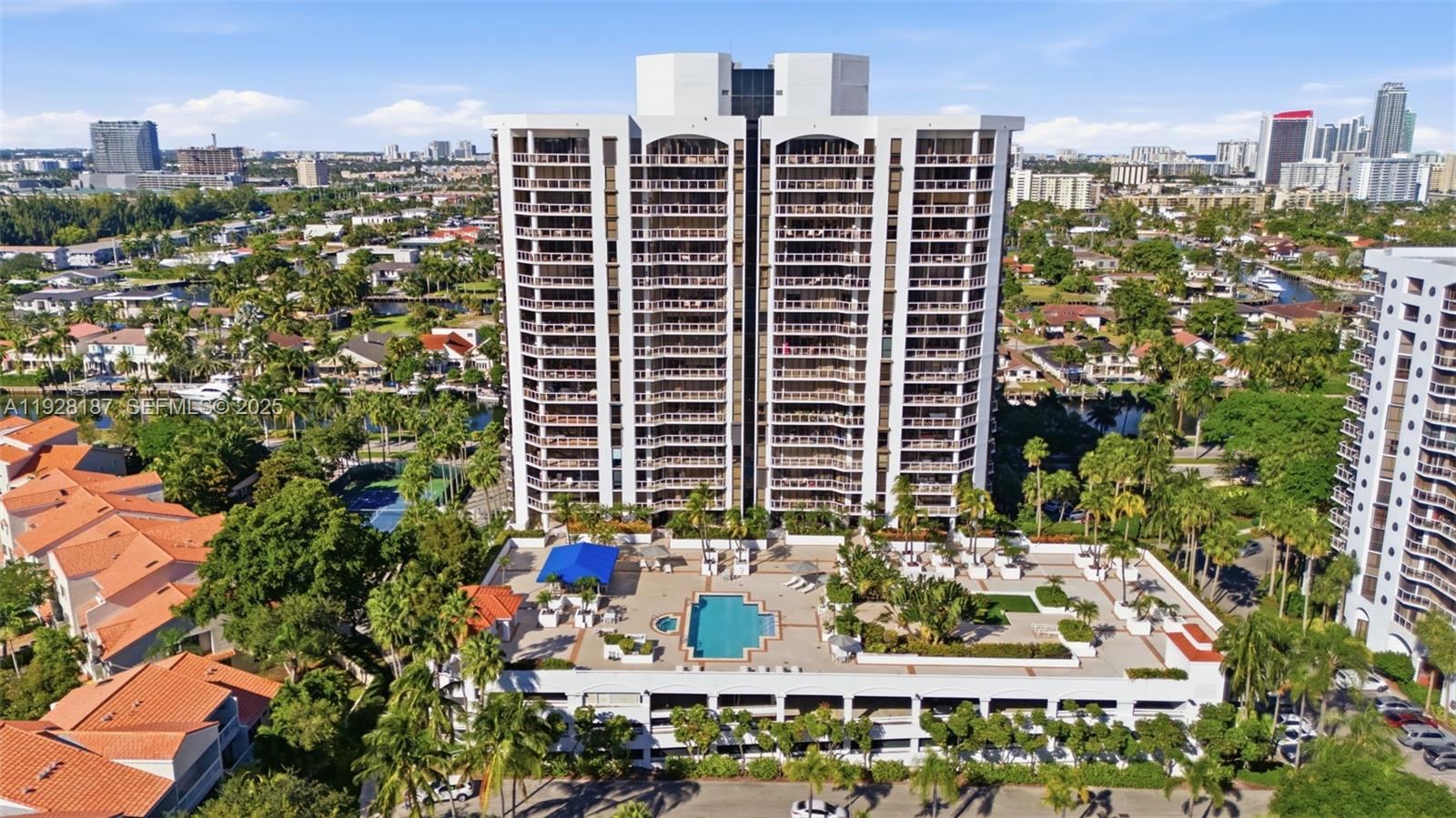 3600 Yacht Clb Dr #1704 Aventura, FL 33180