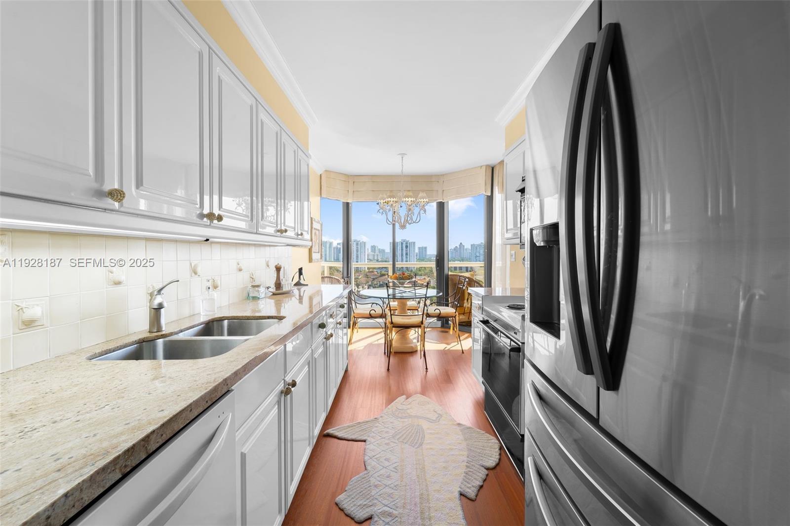 3600 Yacht Clb Dr #1704 Aventura, FL 33180