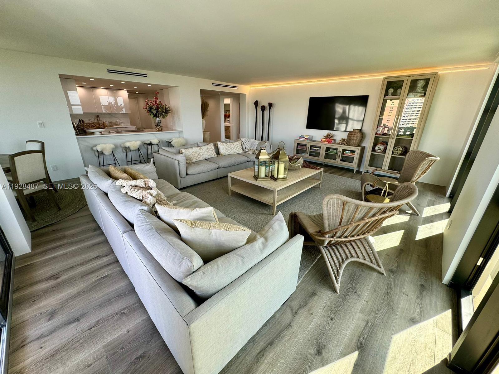 image Towers of Key Biscayne2