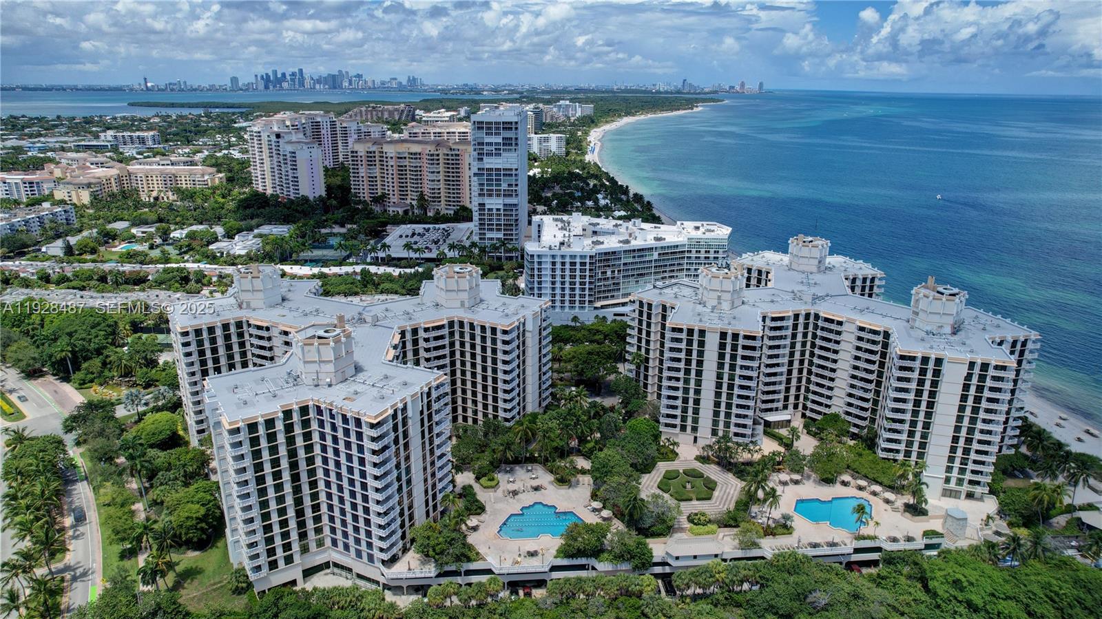 image Towers of Key Biscayne38