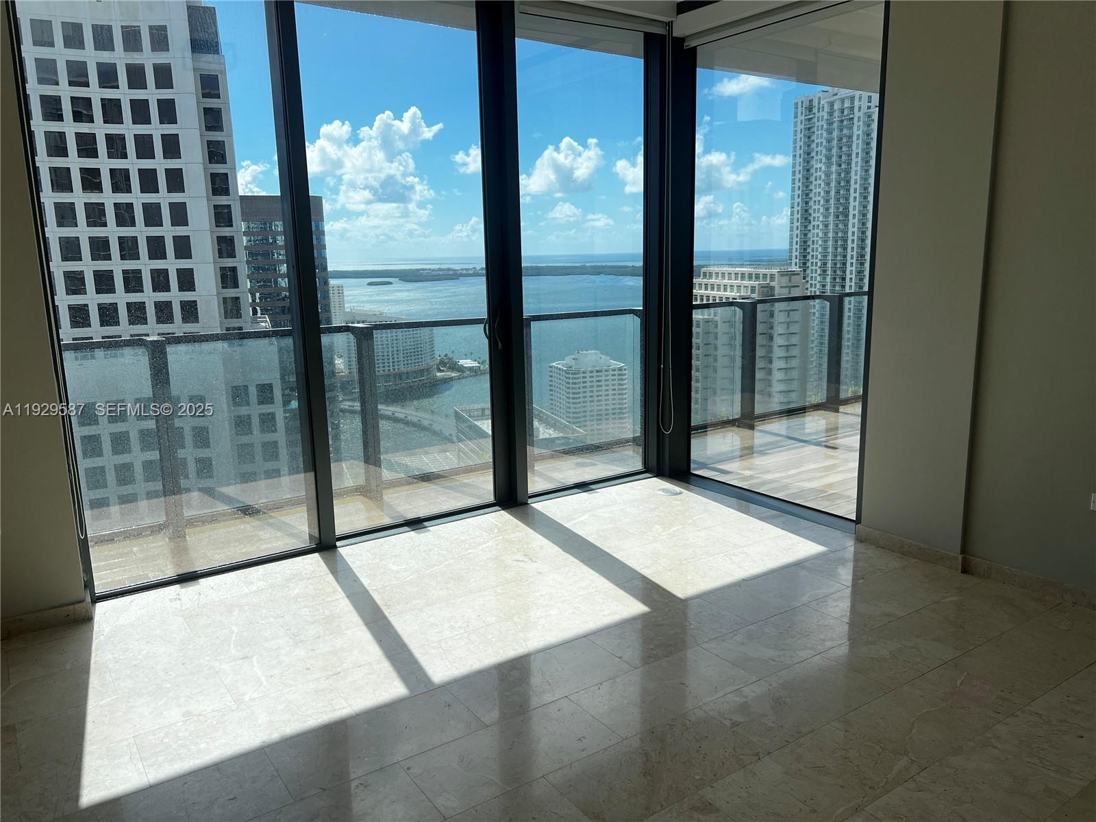 68 SE 6th St #3401 Miami, FL 33131