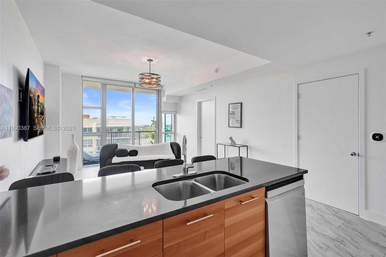 3301 NE 1st Ave #H1105 Miami, FL 33137