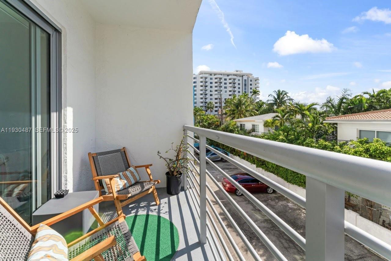 1450 Lincoln Rd #307 Miami Beach, FL 33139