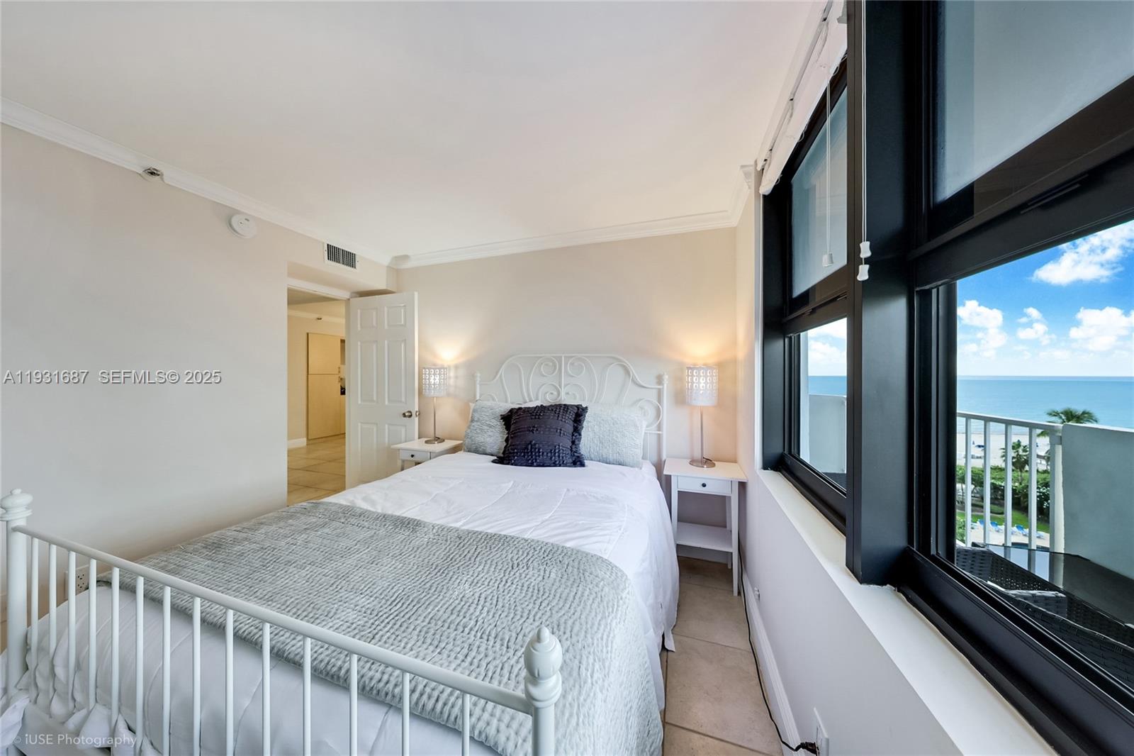 4301 Collins Ave #803 Miami Beach, FL 33140