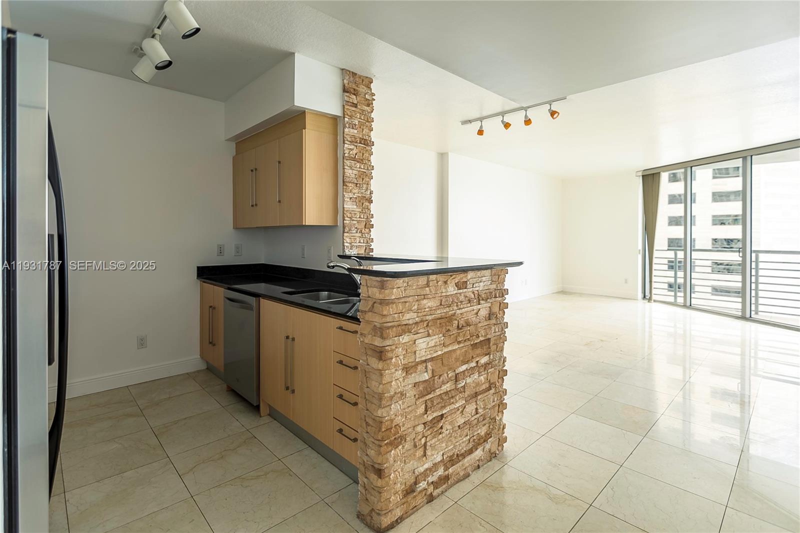 image One Miami East5