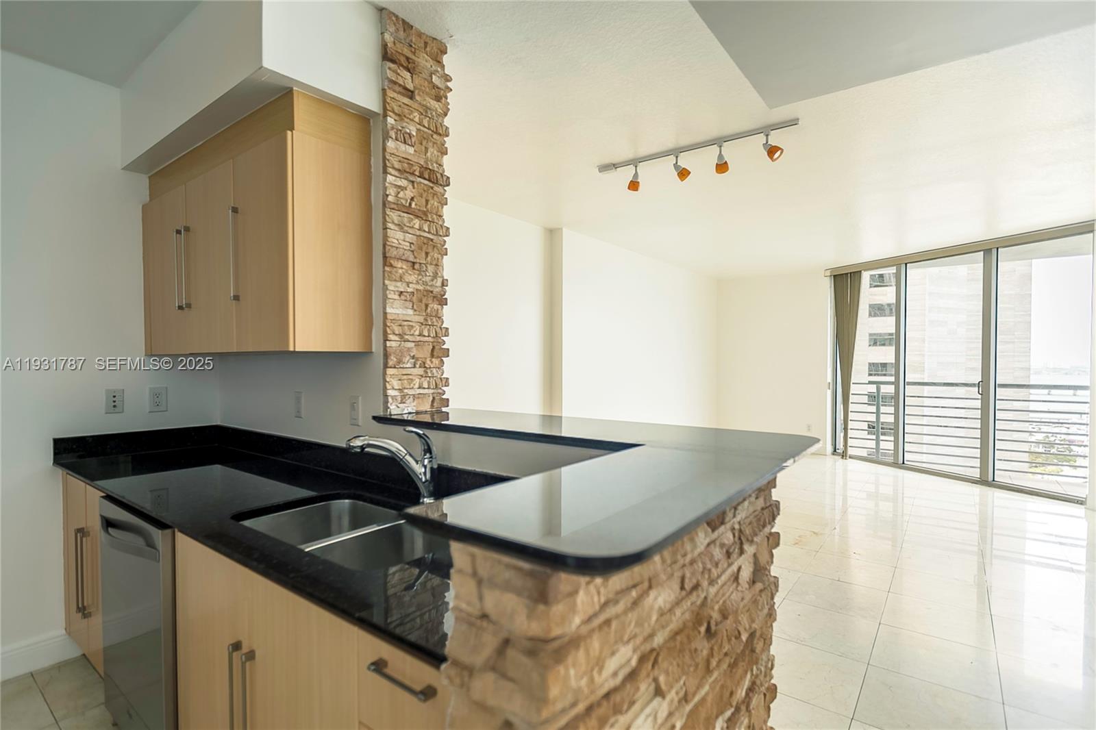 image One Miami East6