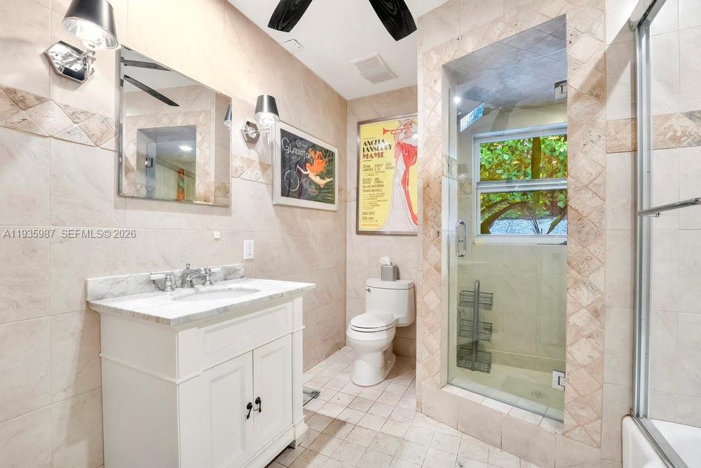 634 NE 72nd Ter Miami, FL 33138