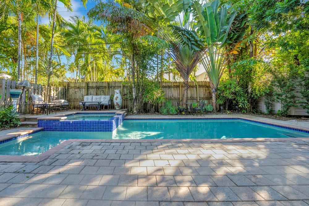 634 NE 72nd Ter Miami, FL 33138