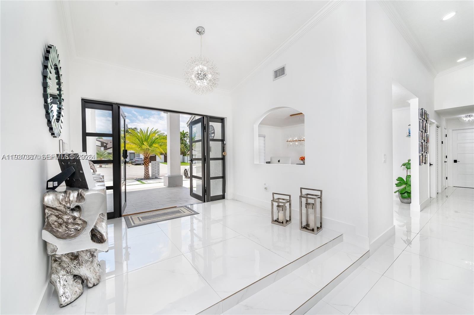 9701 SW 56th Ter Miami, FL 33173