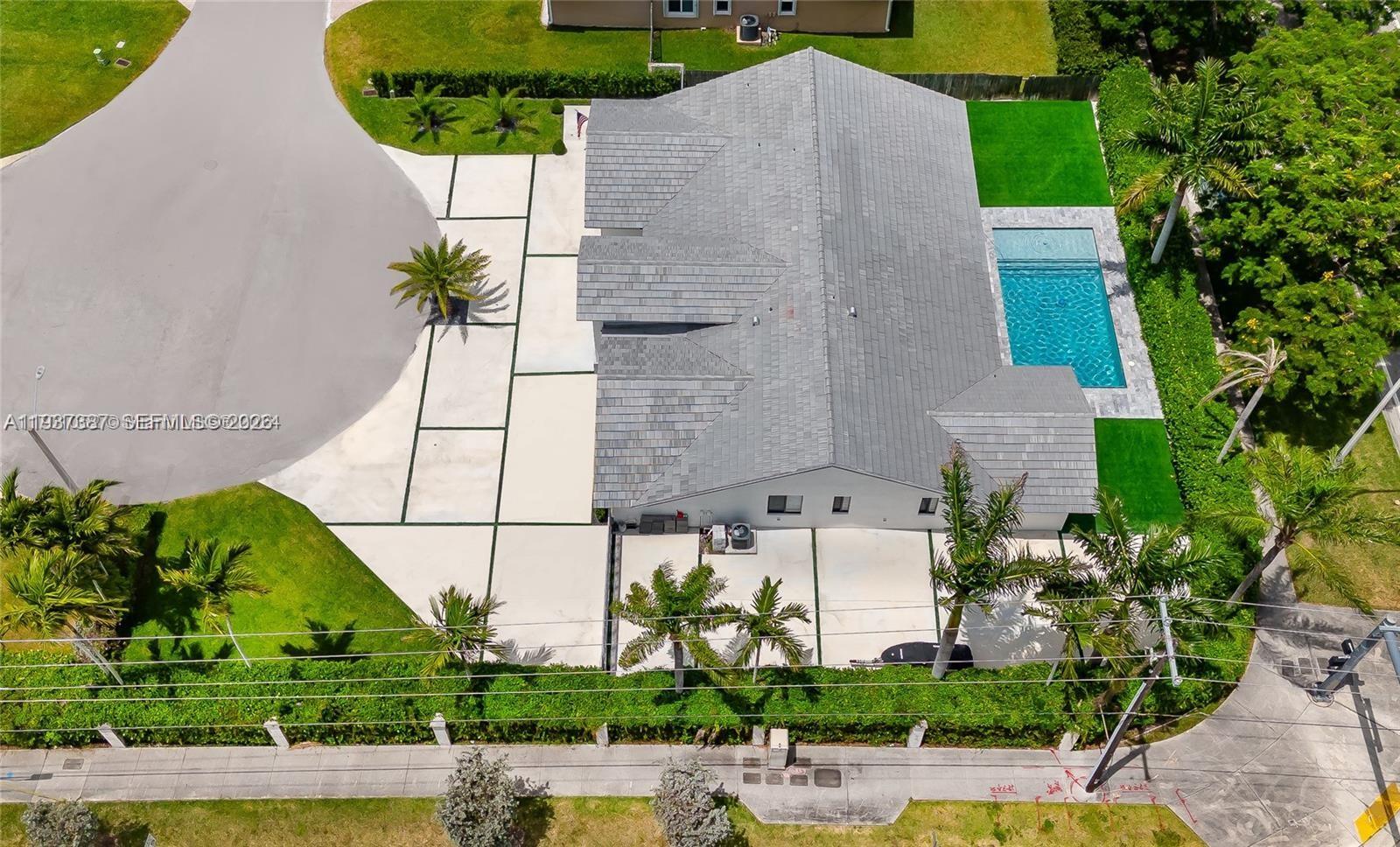 9701 SW 56th Ter Miami, FL 33173