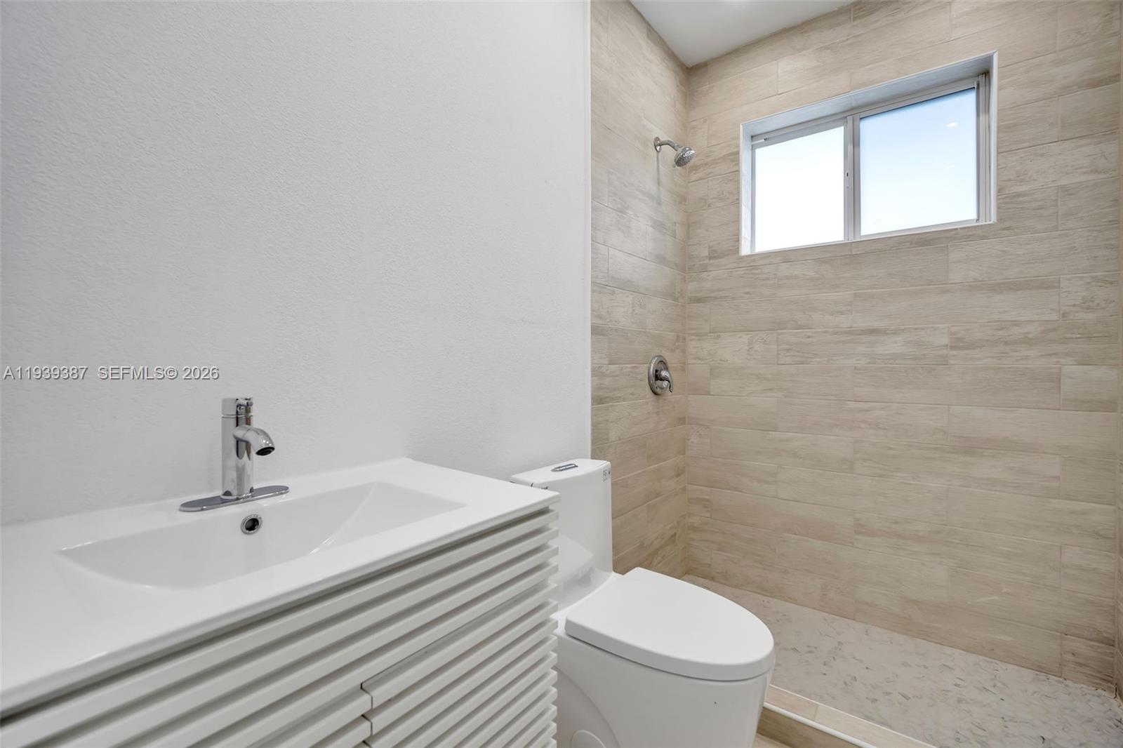 1401 NE 152nd St North Miami Beach, FL 33162