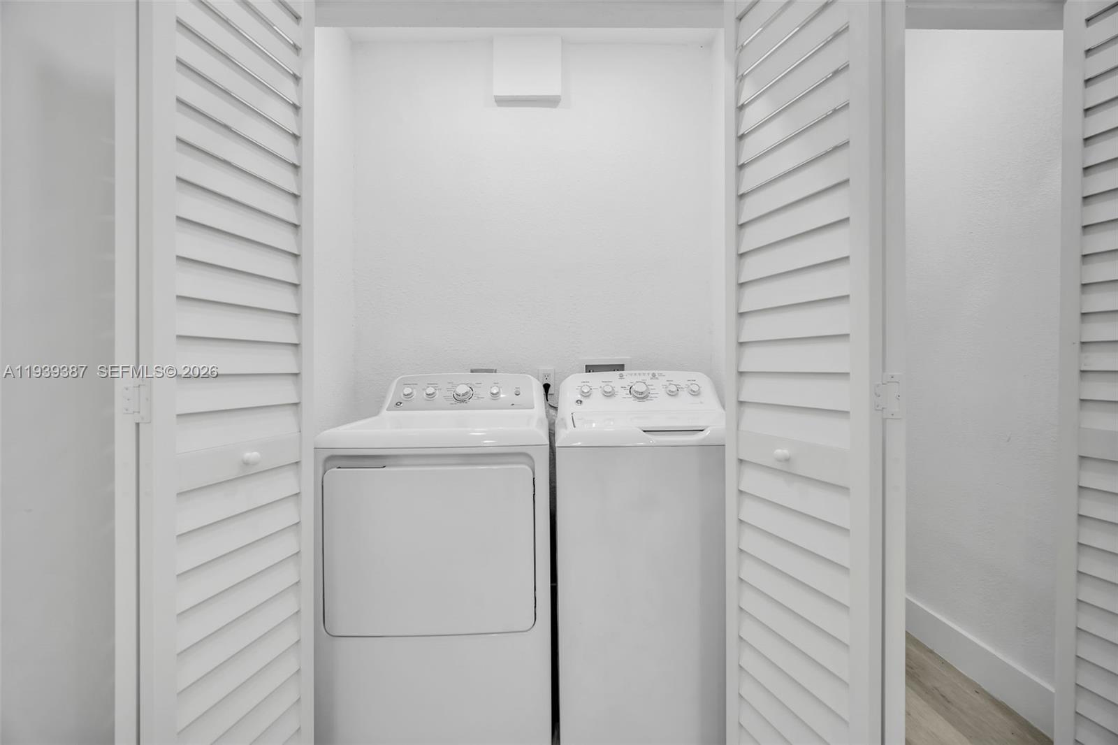 1401 NE 152nd St North Miami Beach, FL 33162