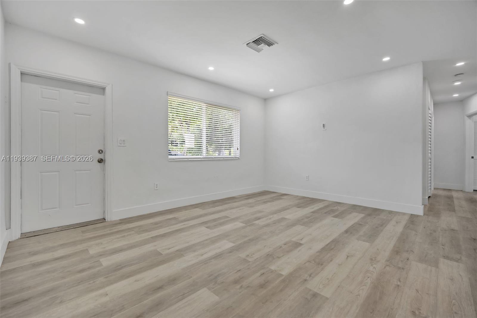 1401 NE 152nd St North Miami Beach, FL 33162