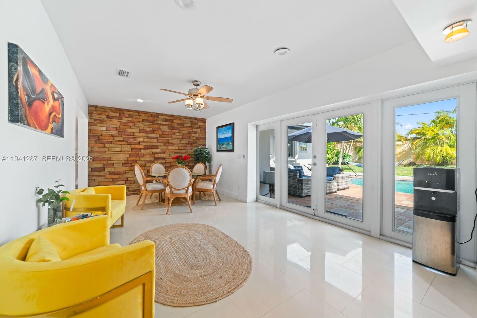 930 NE 182nd Ter North Miami Beach, FL 33162