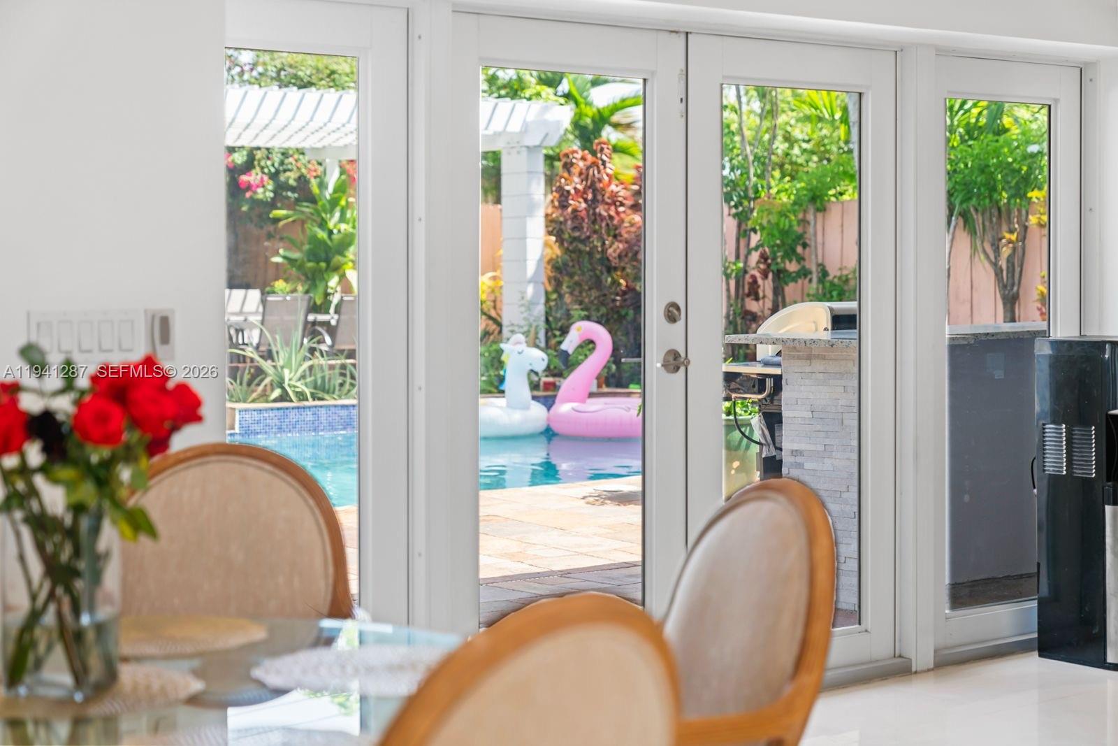 930 NE 182nd Ter North Miami Beach, FL 33162