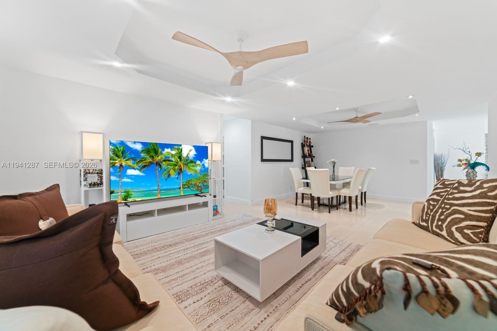 930 NE 182nd Ter North Miami Beach, FL 33162