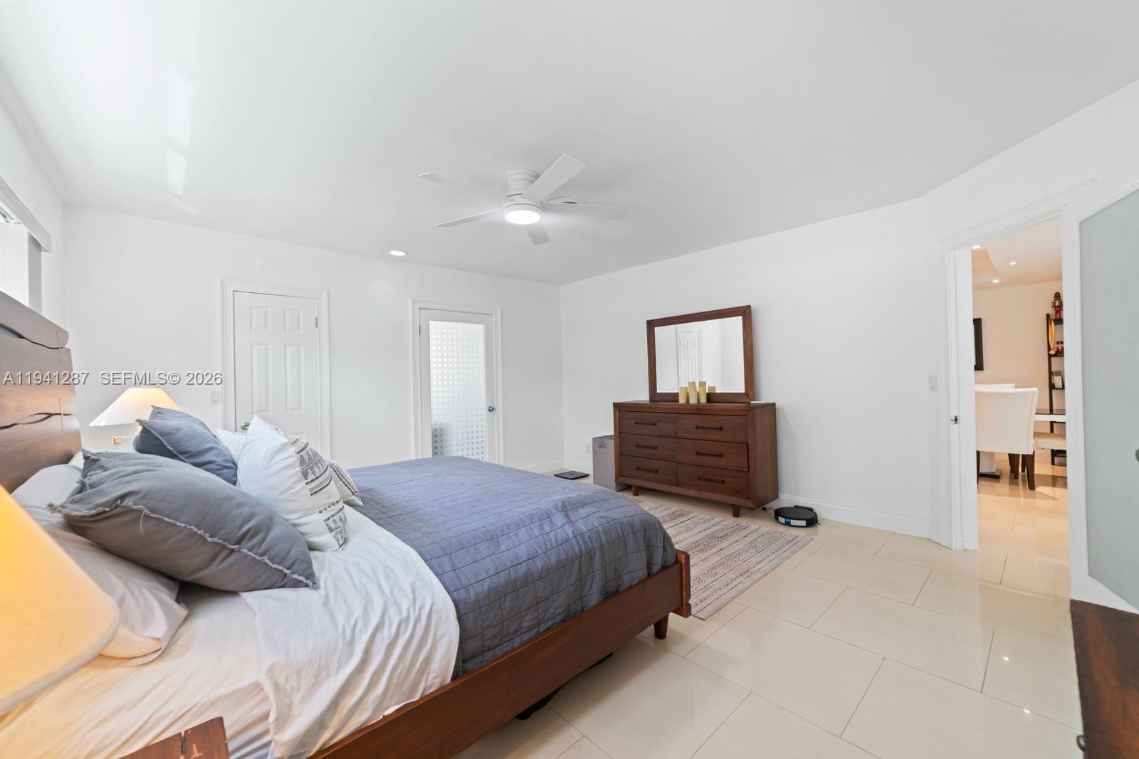 930 NE 182nd Ter North Miami Beach, FL 33162